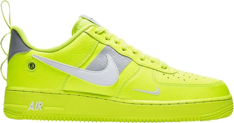Nike Air Force 1 AF1 LV8 Utility Green AV4272-300 Sneakers size 2 youth  green