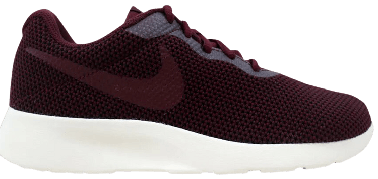Nike Wmns Tanjun SE Night Maroon