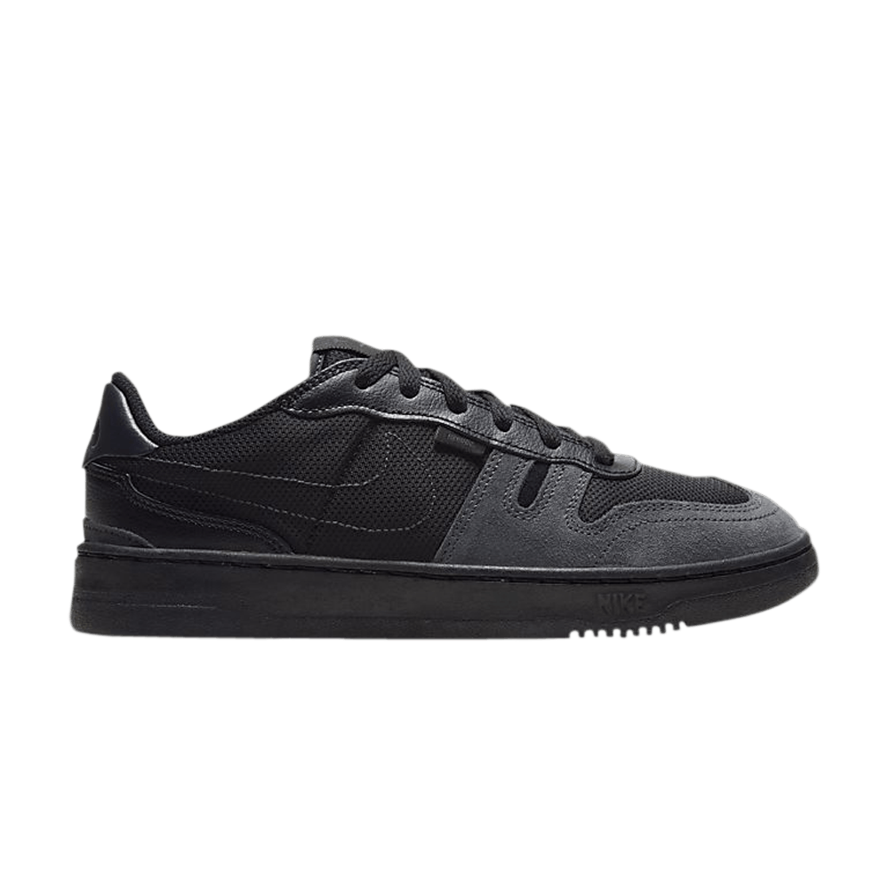 nike squash type black