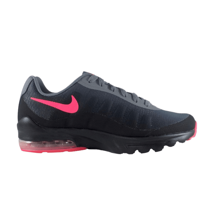 Black nike invigor outlet