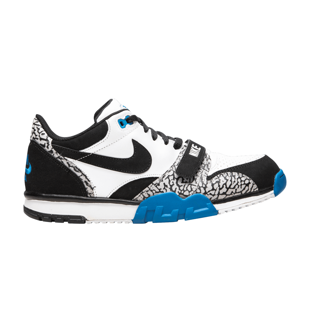 nike air trainer 1 low st black elephant