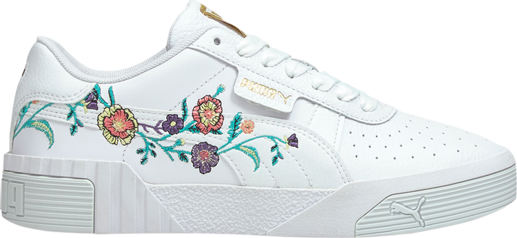 Wmns Cali 'Embroidered Floral'