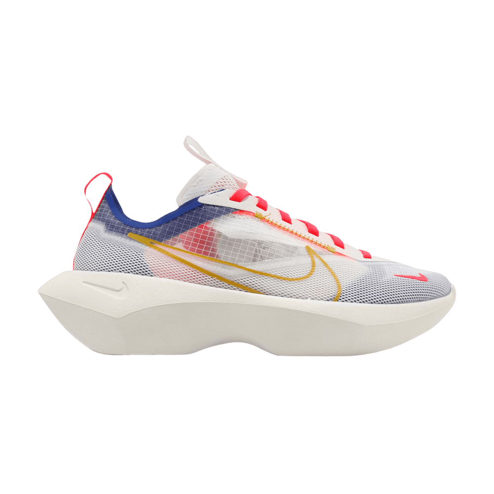 nike vista lite trainers in white red and blue