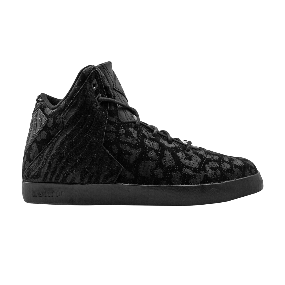 nike lebron nsw lifestyle