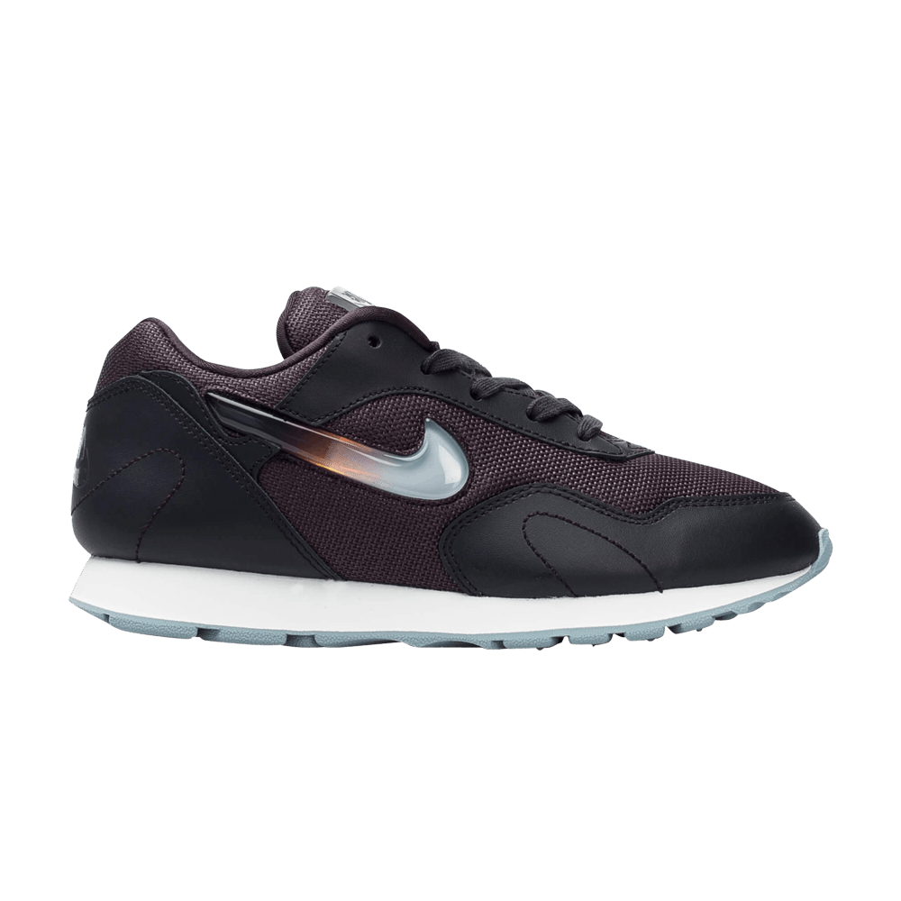 nike outburst premium
