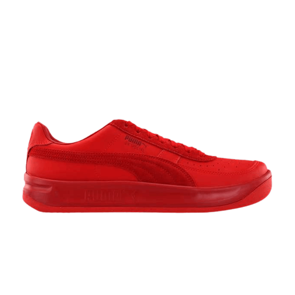 puma triple red