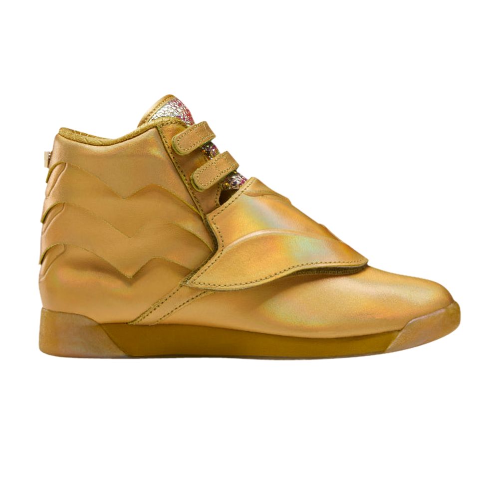 Reebok Wonder Woman 1984 x Wmns Freestyle Hi 'Golden Eagle Armor' | Women's Size 7.5