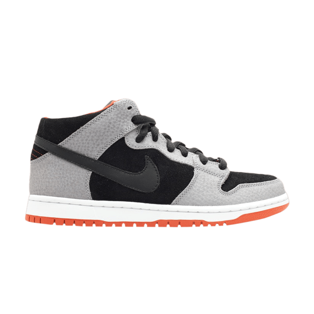 Dunk Mid Pro SB 'Un-Supreme' | GOAT