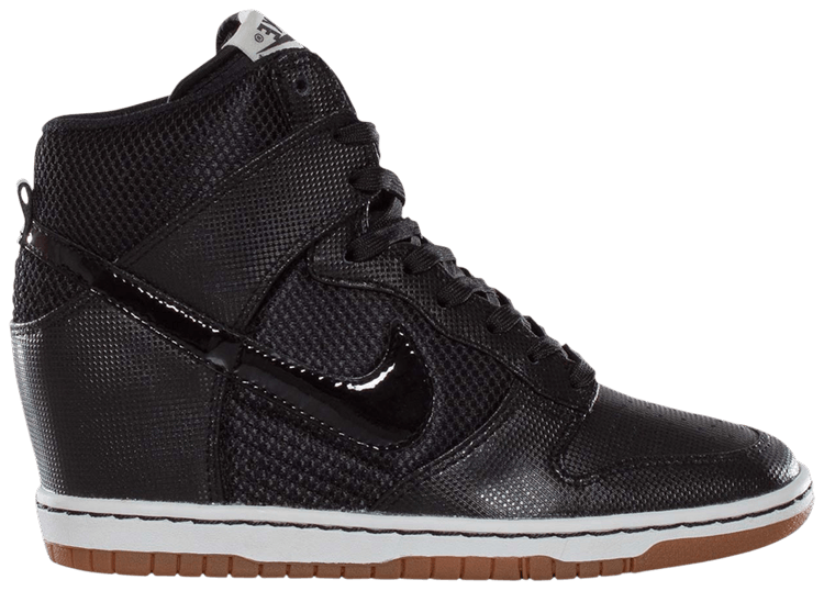 Black nike discount sky high dunks
