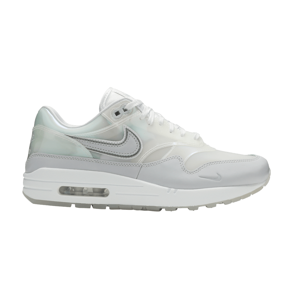 nike air max 1 snkrs day white