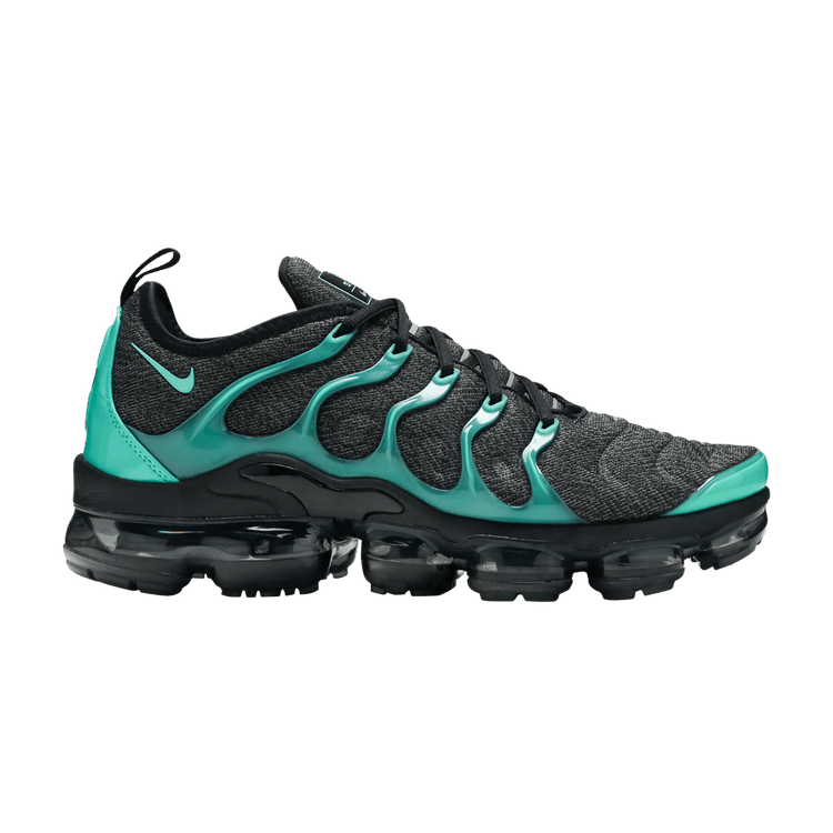 Vapormax plus eagles top