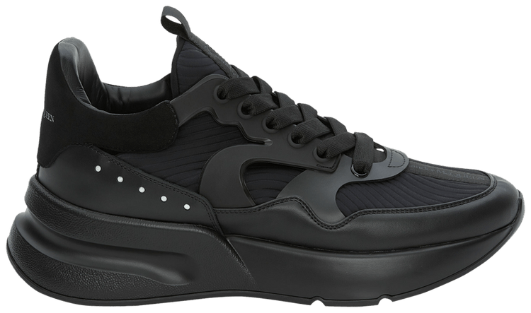 Buy Alexander McQueen Oversized Runner 'Black' - 604281 Buy Alexander McQueen Oversized Runner 'Black' - 604281
