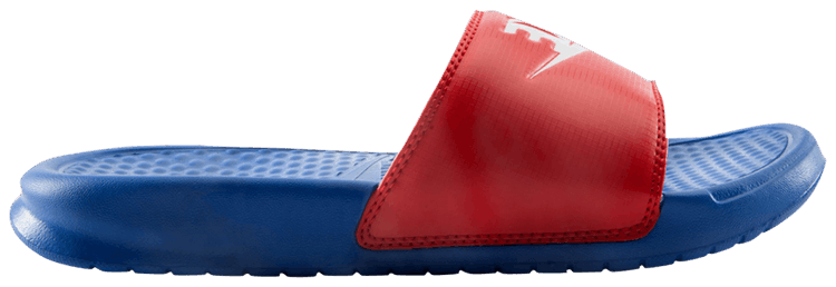 Nike benassi slides red store