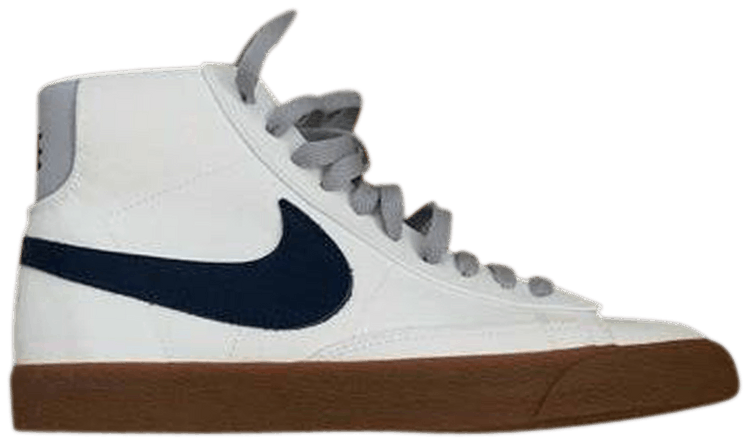 Nike Wmns Blazer Mid Canvas iD