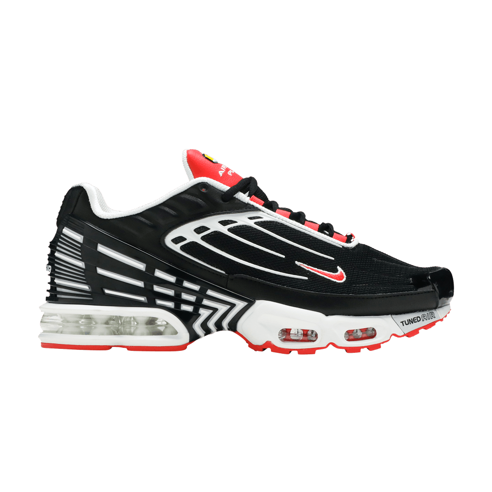 nike air max plus 3 white black red