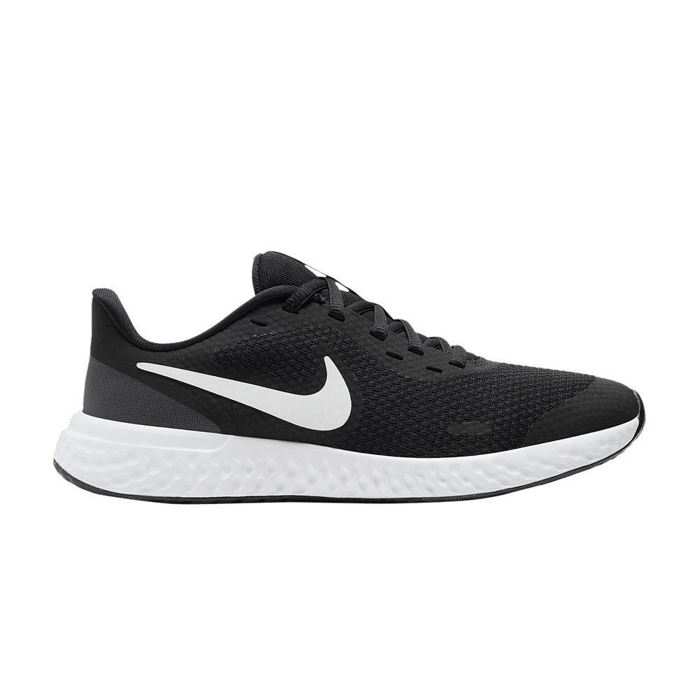 nike black revolution 5