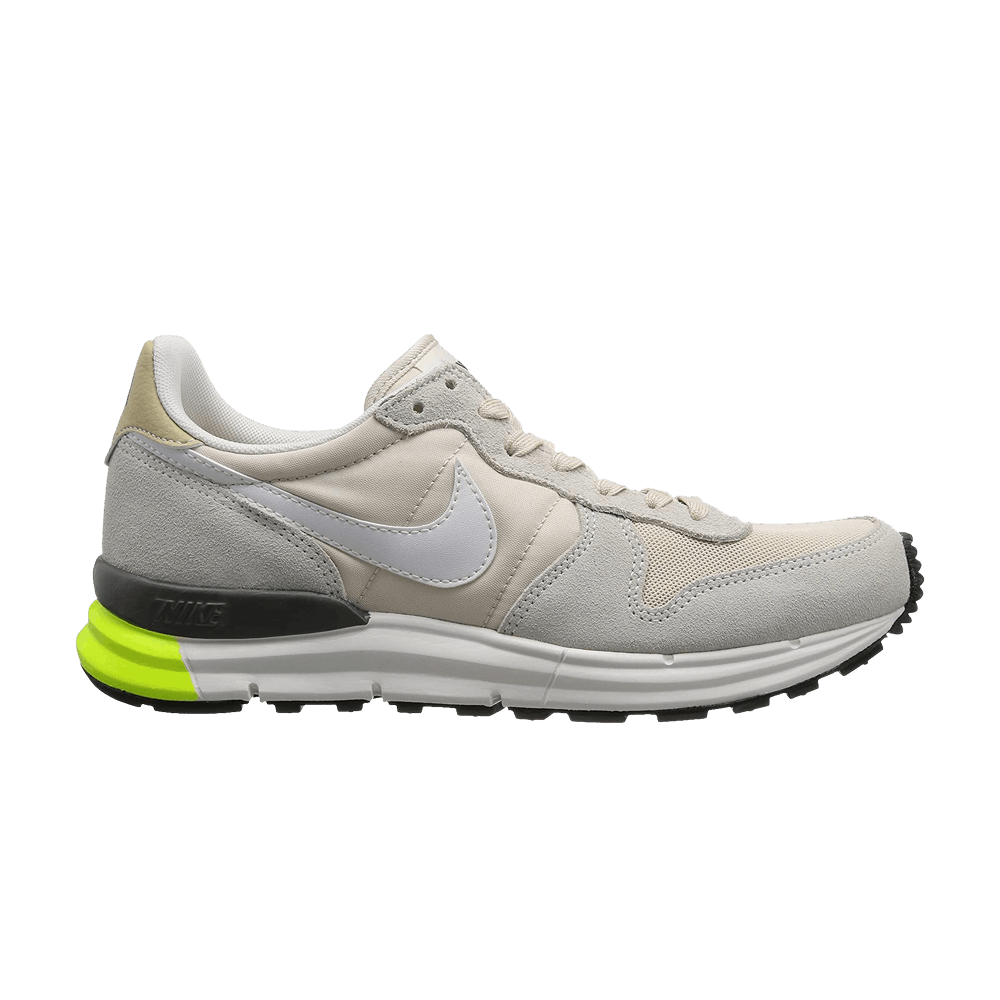 nike lunar internationalist