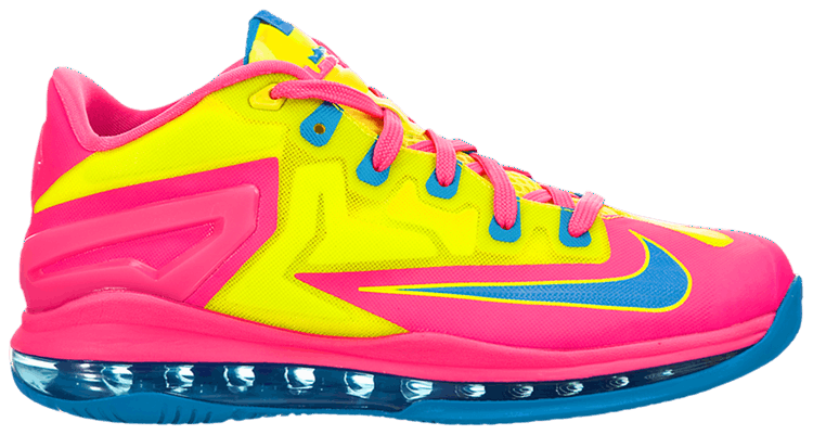 Pink lebron 11 deals