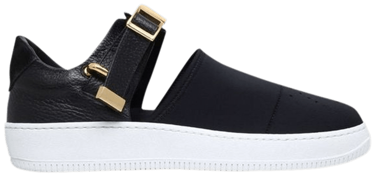 Buscemi slip on top