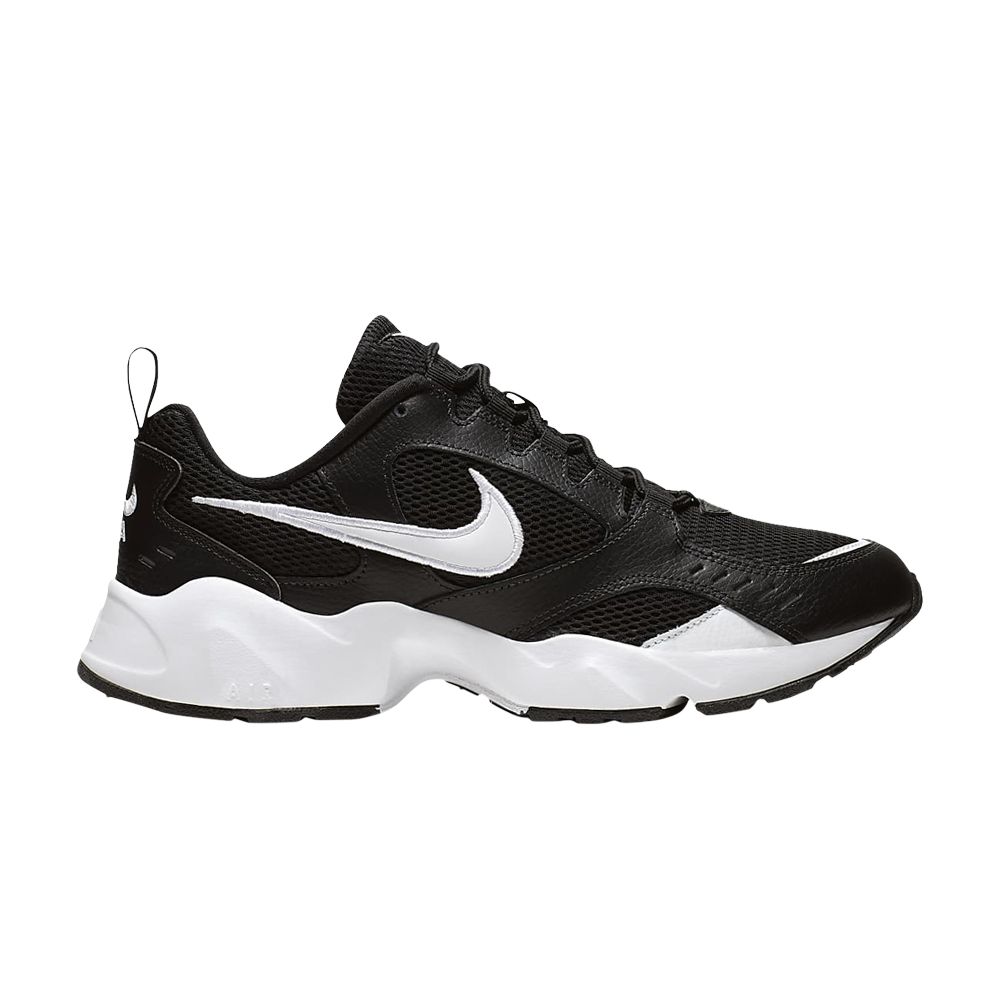 NIKE AIR HEIGHTS 'BLACK WHITE'