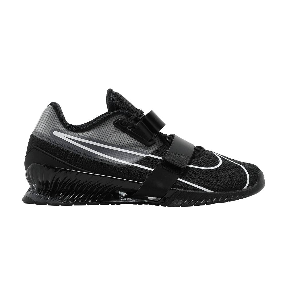 Nike romaleos 3 footlocker clearance