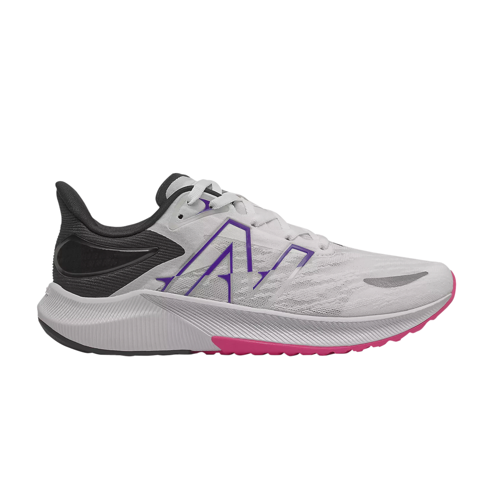Pre-owned New Balance Wmns Fuelcell Propel V3 'white Pink Glow'