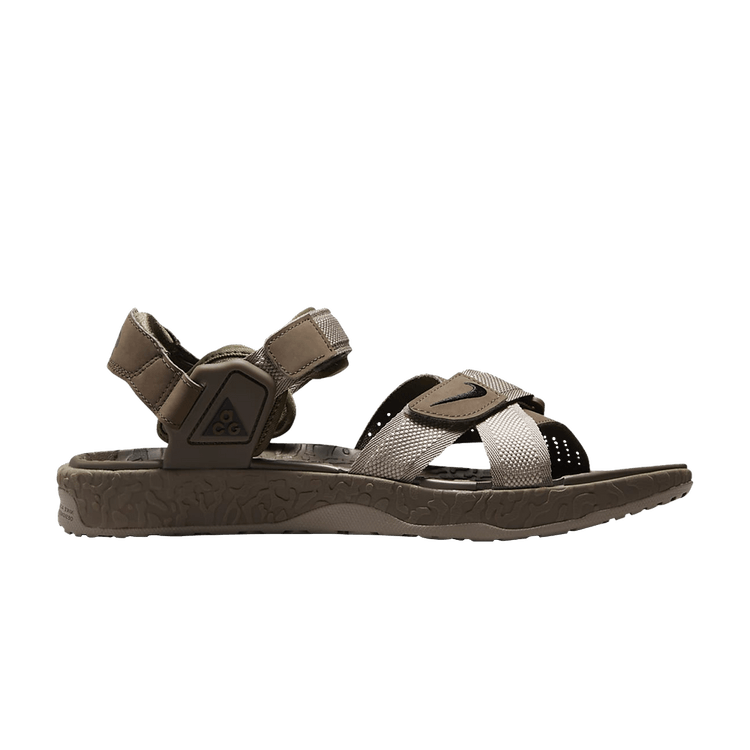 Size 4.0 ACG Air Deschutz+ 'Moon Fossil'