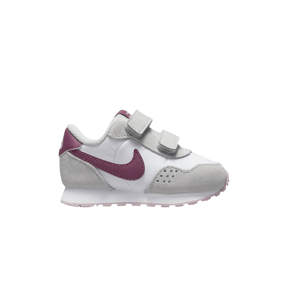 nike md valiant grey pink