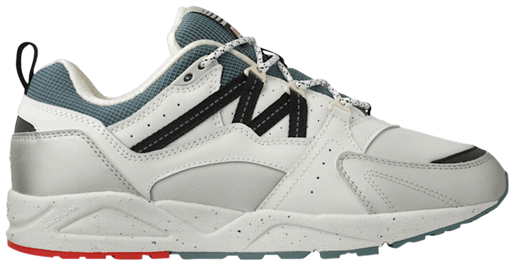 Karhu Fusion 20 Ursa Minor Pack   Silver Jet Black