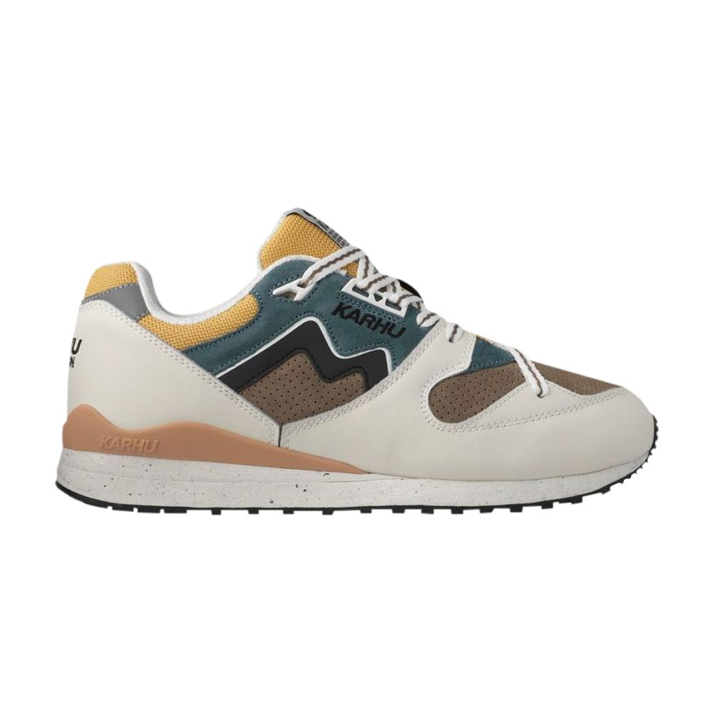 Click to view more detailed imagery on our partner's website Pre-owned Karhu Synchron Classic 'ursa Major Pack - Lily White'