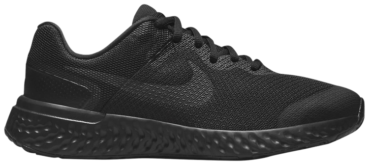 Nike Revolution 6 4E Wide GS Black Dark Smoke Grey