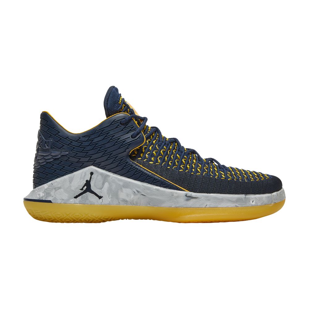 Air Jordan 32 Low 'Michigan Wolverines' | Blue | Men's Size 7.5