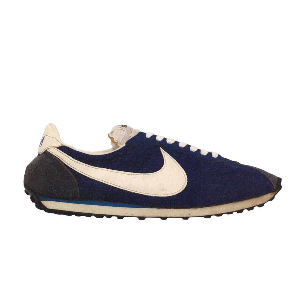 nike waffle trainer 1975