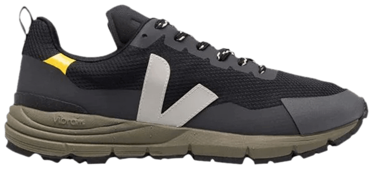 Veja Dekkan Black Oxford