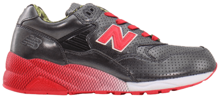 Stussy x mad HECTIC x Undefeated x New Balance MT580 Full Metallic Jacket   Black Red
