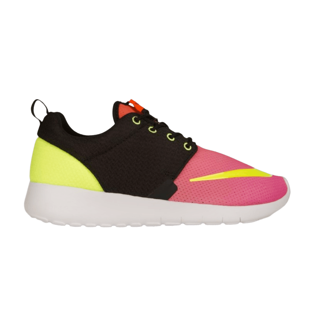 nike roshe run pink and black