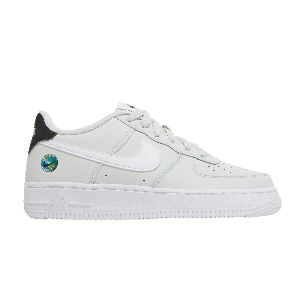 Pre-owned Nike Air Force 1 Lv8 Gs 'have A Day - Earth' | White | Kid's Size 3.5
