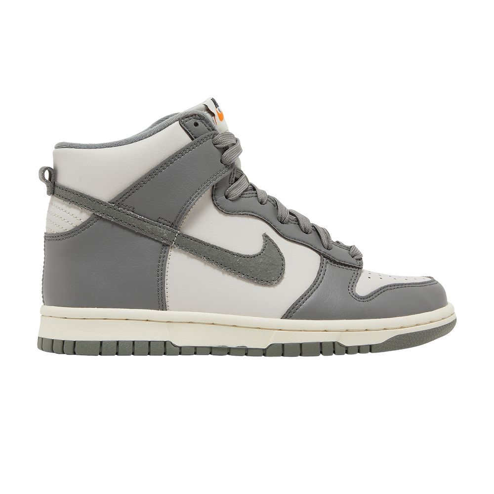 Nike Dunk High SE GS 'Light Bone Tumbled Grey' | Kid's Size 6