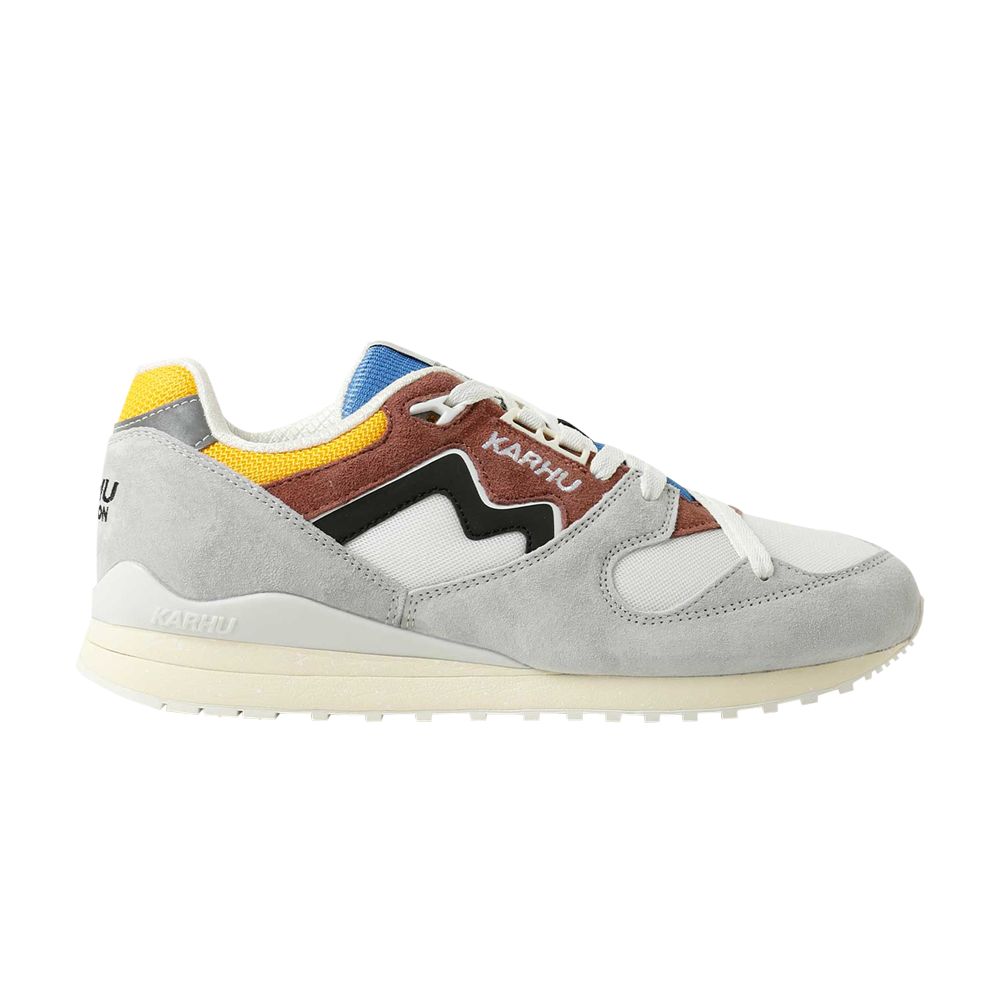 Click to view more detailed imagery on our partner's website Pre-owned Karhu Synchron Classic 'mascot Pack - Cheer Bear' In White