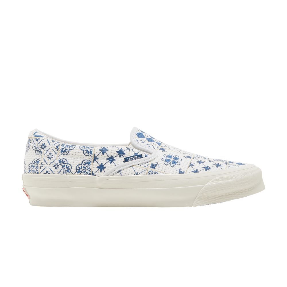 Pre-owned Vans Kith X Og Classic Slip-on Lx 'azulejo Tile' In White