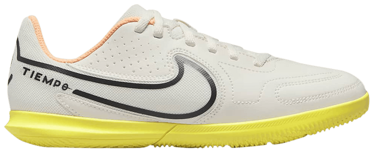 Nike Tiempo Legend 9 Club IC GS Phantom Yellow Strike