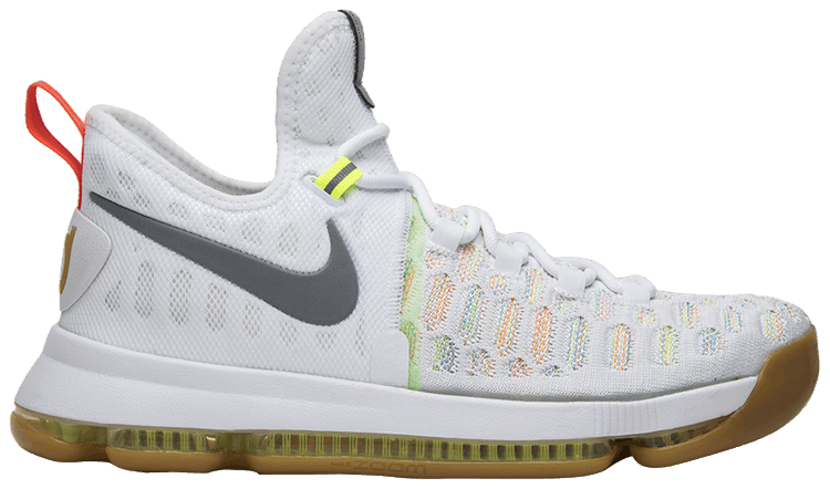 The Nike Zoom KD 9 'Aunt Pearl' drops tomorrow 1/28 at Jimmy Jazz