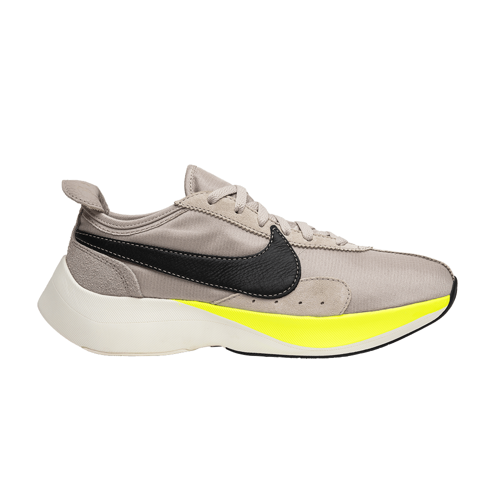 nike moon racer sizing