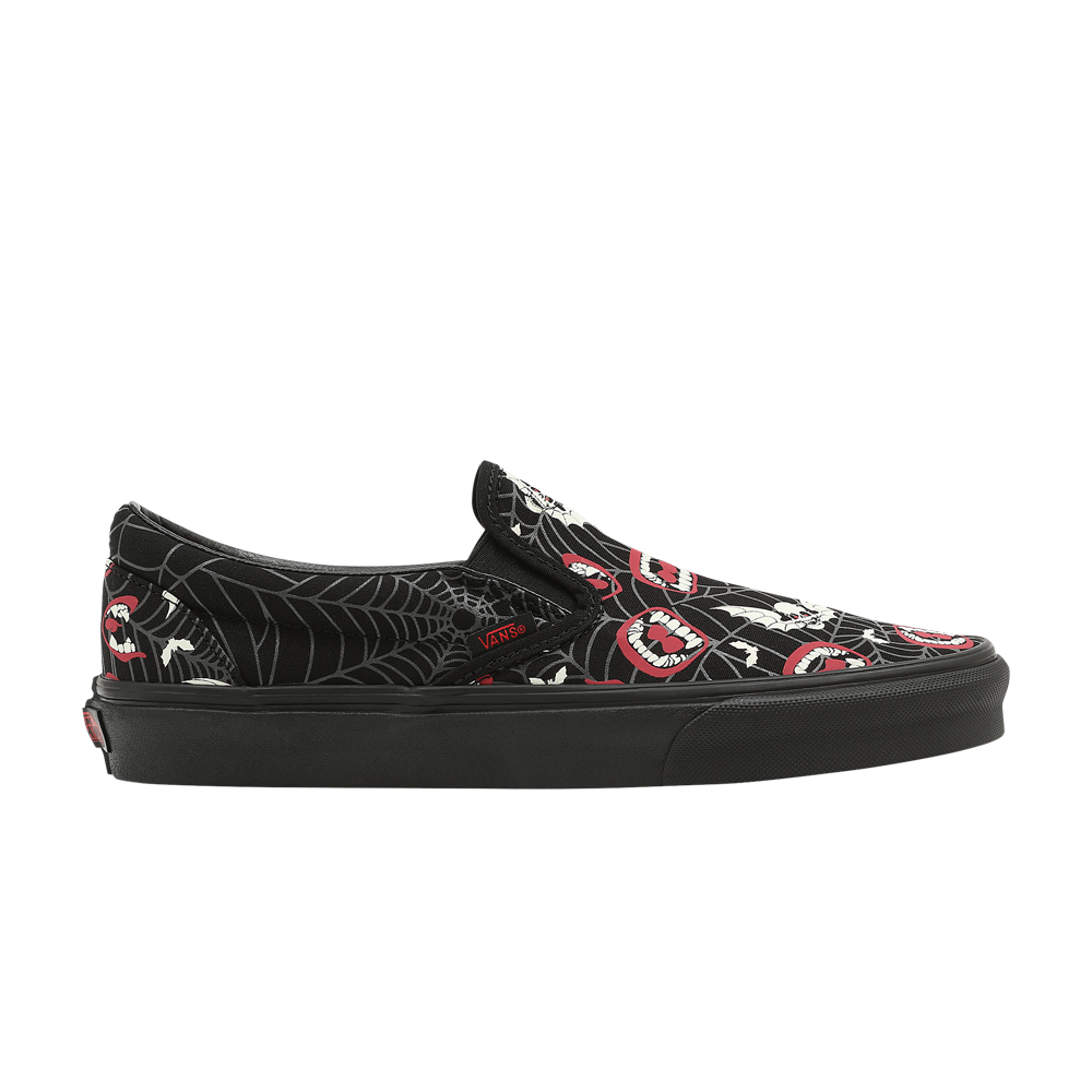 Pre-owned Vans Classic Slip-on 'glow Frights' In Black