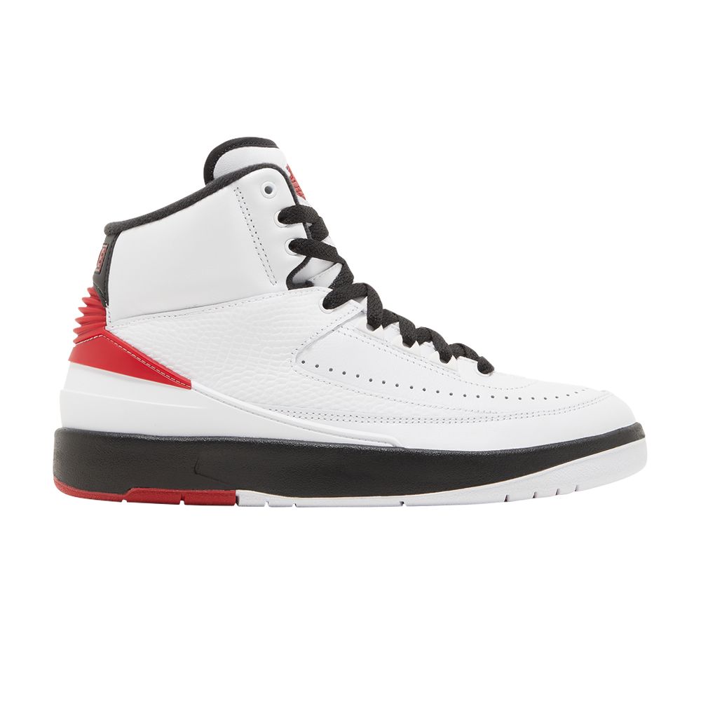 Pre-owned Air Jordan 2 Retro Gs 'chicago' 2022 | White | Kid's Size 8