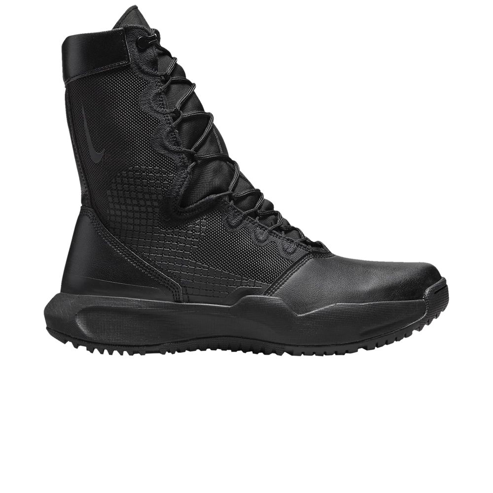 NIKE SFB B1 'TRIPLE BLACK'