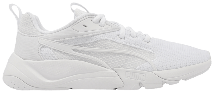 Woman's Sneakers & Athletic Shoes PUMA Zora