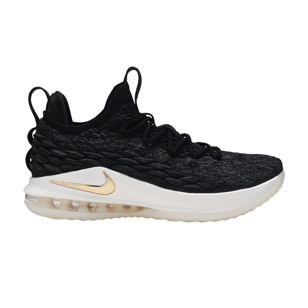 sepatu basket lebron 15