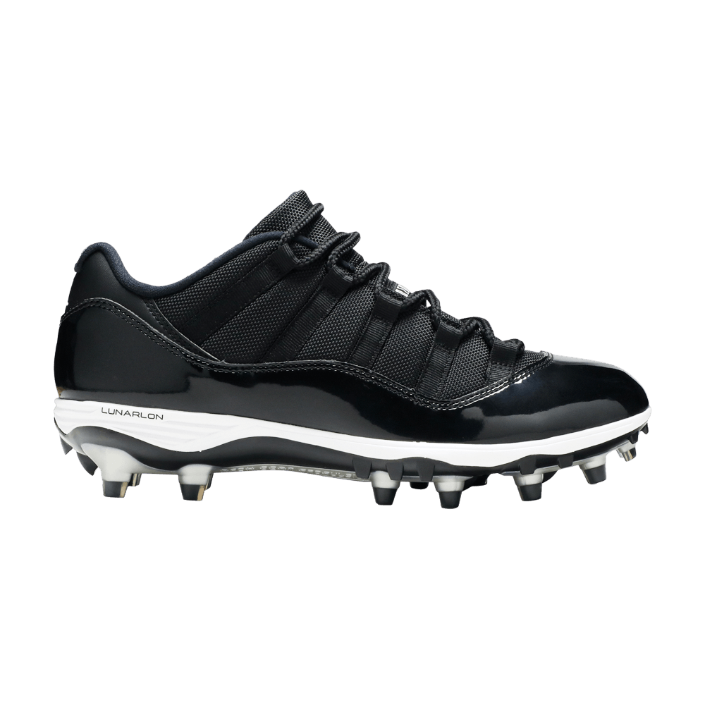 retro 11 jordan cleats