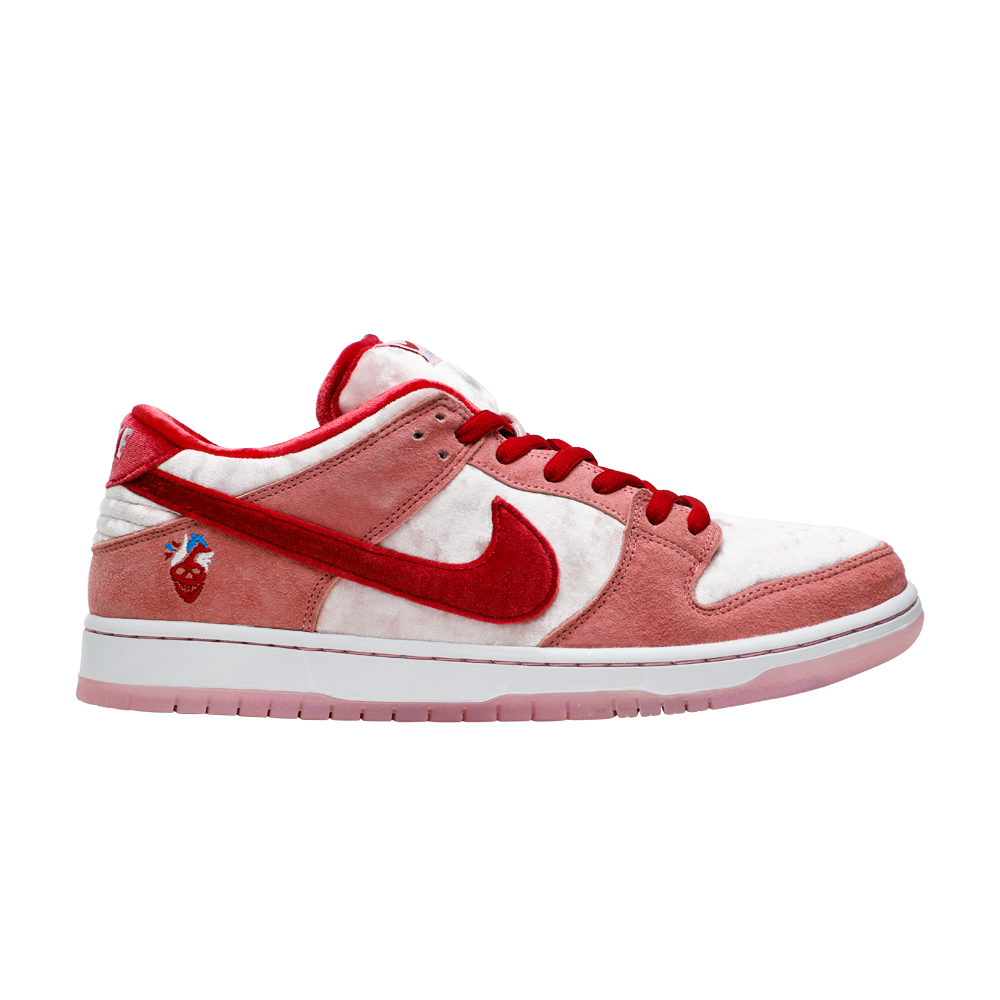Pre-owned Nike Strangelove X Dunk Low Sb 'valentine's Day' Special Box In Pink